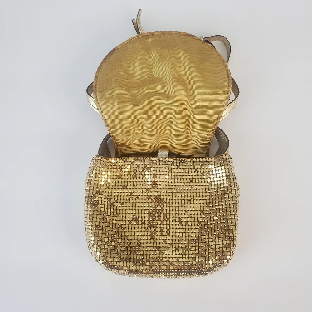 Whiting and Davis Gold Mesh Night Bag, Like New, Vintage - Picture 4 of 16